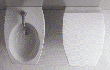 Simas Duemilasette Toiletten